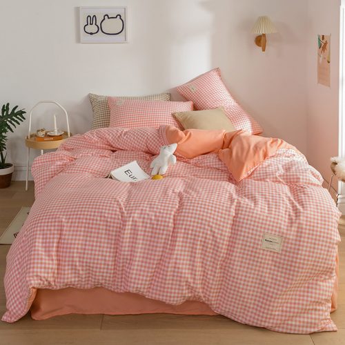 Soft and comfortable bedding for school dormitory